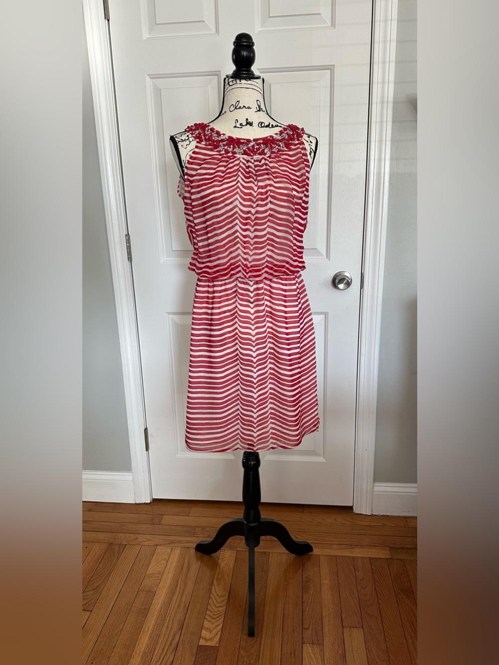 NWT Vineyard Vines Whale Wave Red Velvet Dress